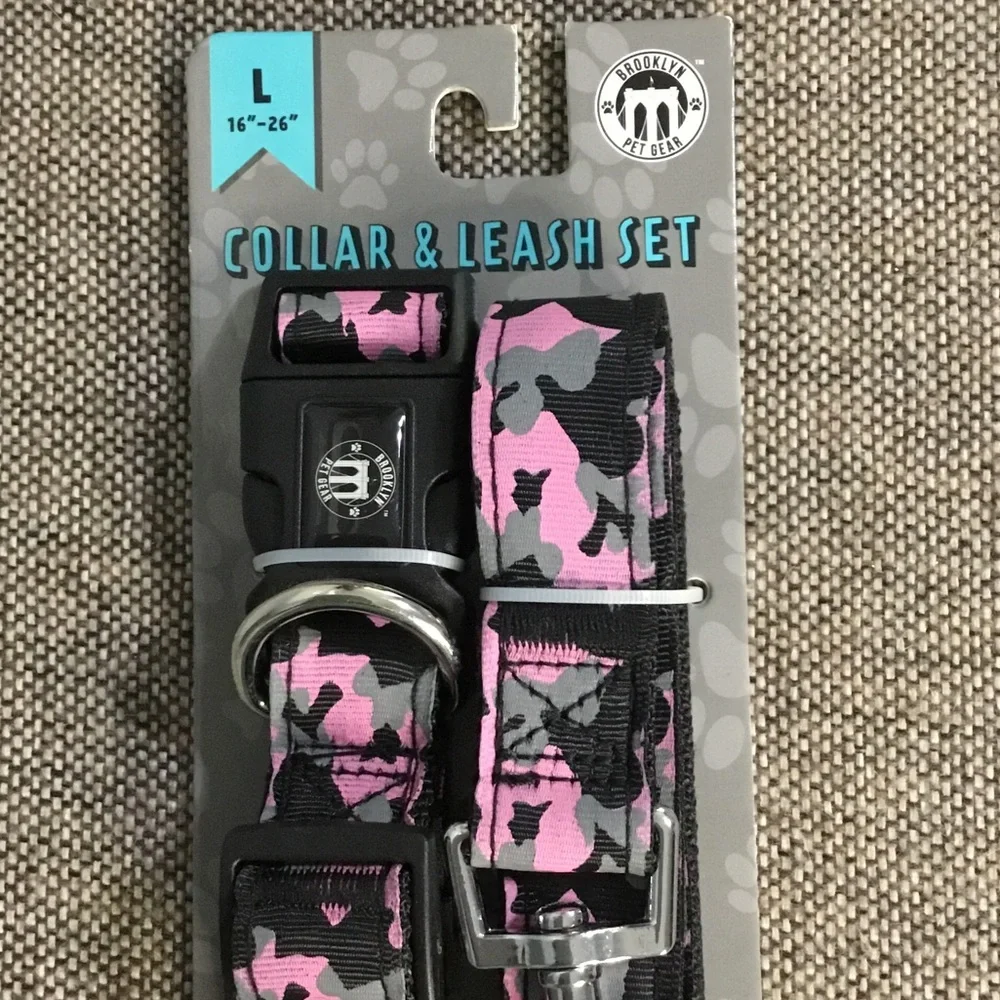 Brooklyn Pink Camo Collar & Leash Set , NWT.